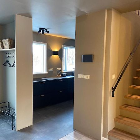 Perfectly Located 3 Bedroom Design Apartment อาคูเรย์รี ภายนอก รูปภาพ